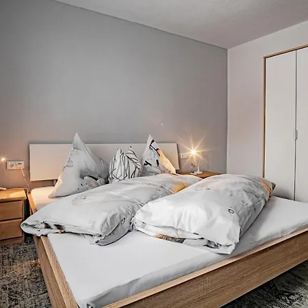Lejlighed Nr 4 *